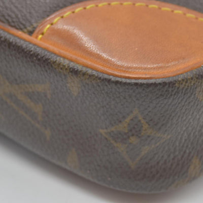 $690 LOUIS VUITTON Monogram Marly Dragonne GM Clutch Bag