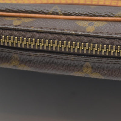 $690 LOUIS VUITTON Monogram Marly Dragonne GM Clutch Bag