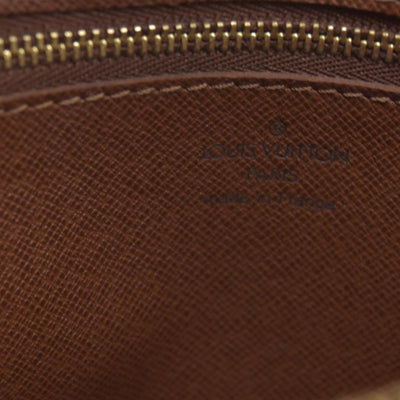 $690 LOUIS VUITTON Monogram Marly Dragonne GM Clutch Bag