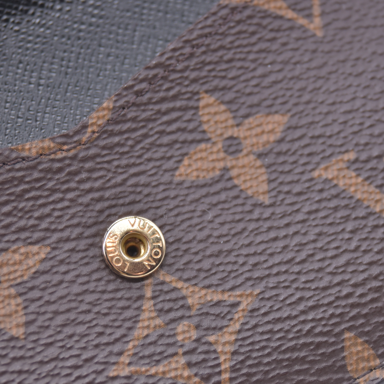 $695 LOUIS VUITTON Monogram Recto Verso Card Holder RFID 10021359