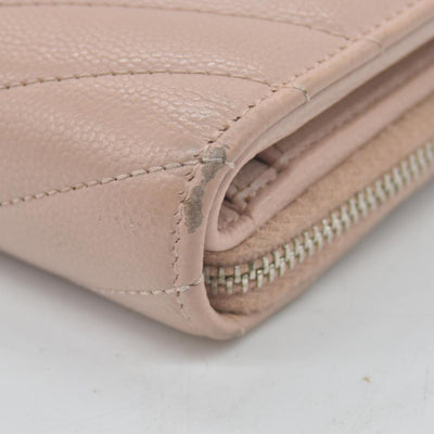 $625 Saint Laurent Grain De Poudre Matelasse Chevron Monogram Compact Zip Around Wallet Pink
