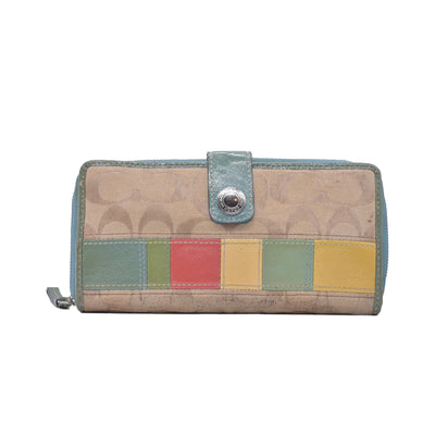 $228 Coach Signature Patchwork Wallet CONSIGNMENT