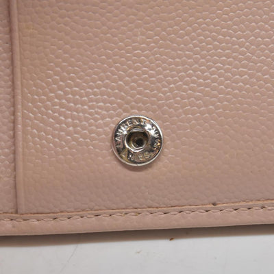 $625 Saint Laurent Grain De Poudre Matelasse Chevron Monogram Compact Zip Around Wallet Pink