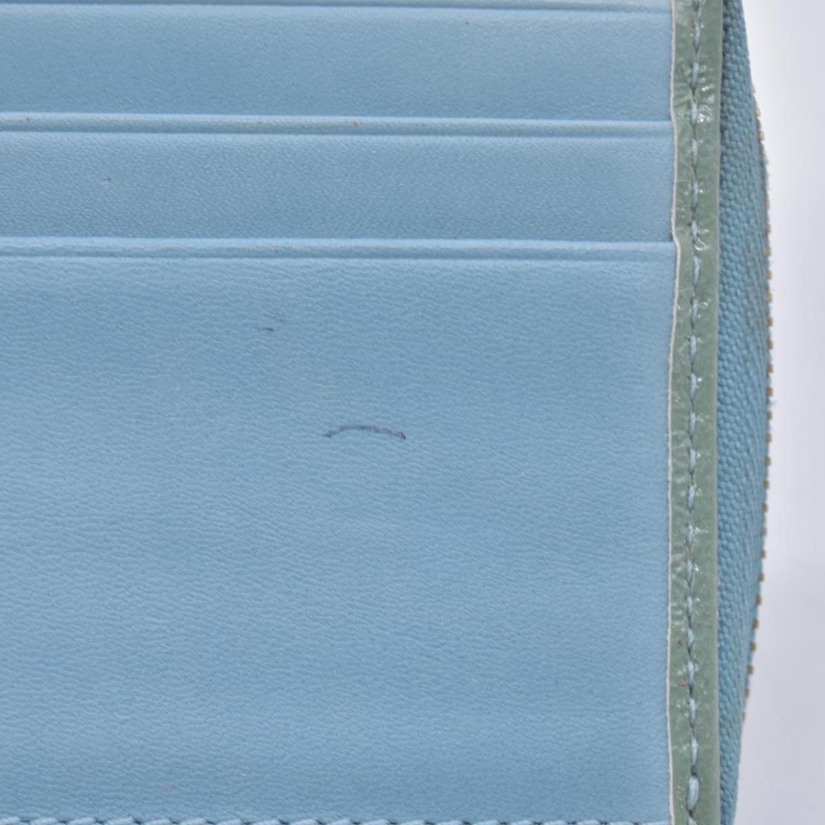 $228 Coach Signature Patchwork Wallet CONSIGNMENT