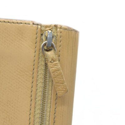 $875 Chanel Coco Button Coin Purse Beige