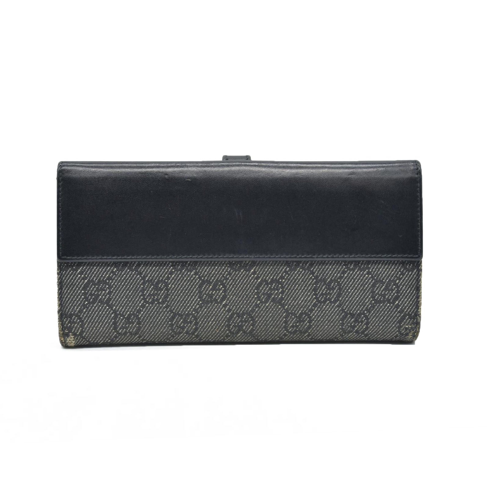 $770 Gucci GG Nylon Nylon French Purse CONSIGNMENT