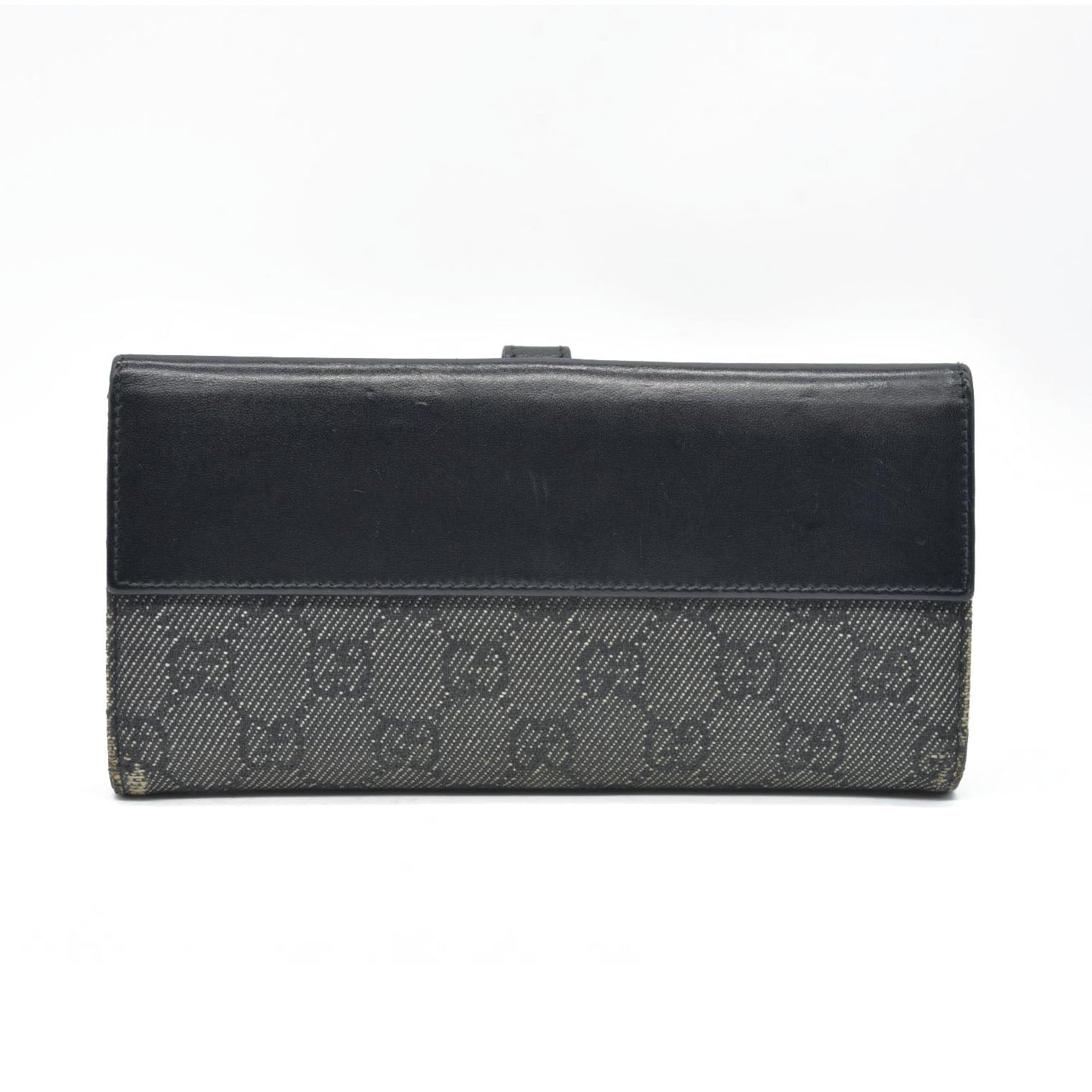 $770 Gucci GG Nylon Nylon French Purse