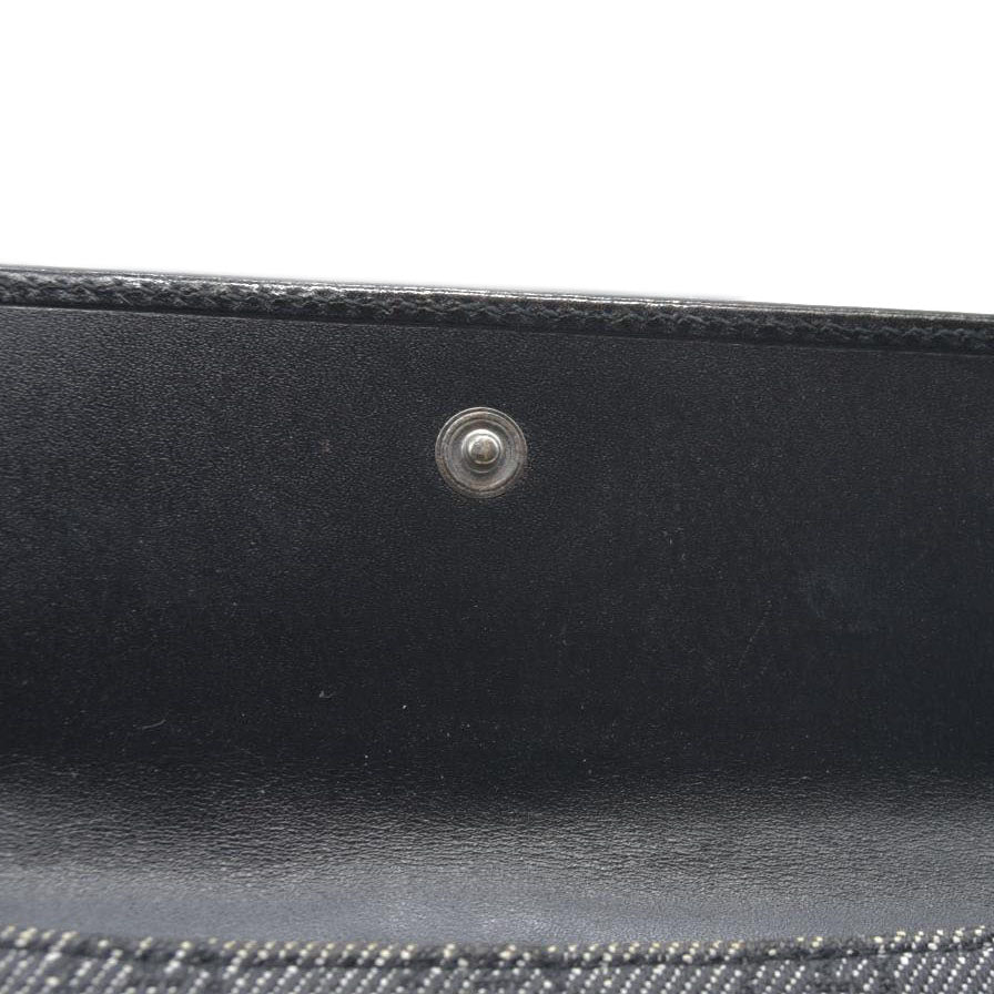 $770 Gucci GG Nylon Nylon French Purse