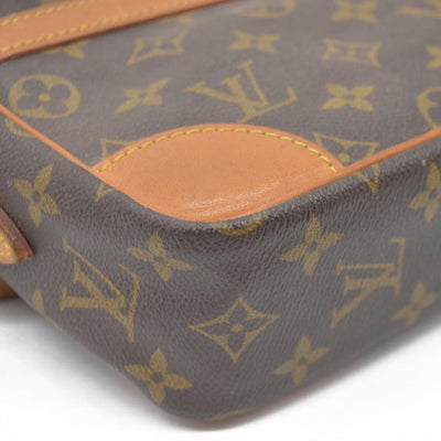 $1880 CONSIGNMENT Louis Vuitton  Monogram Trocadero 27 CONSIGNMENT