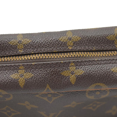 $1880 CONSIGNMENT Louis Vuitton  Monogram Trocadero 27 CONSIGNMENT