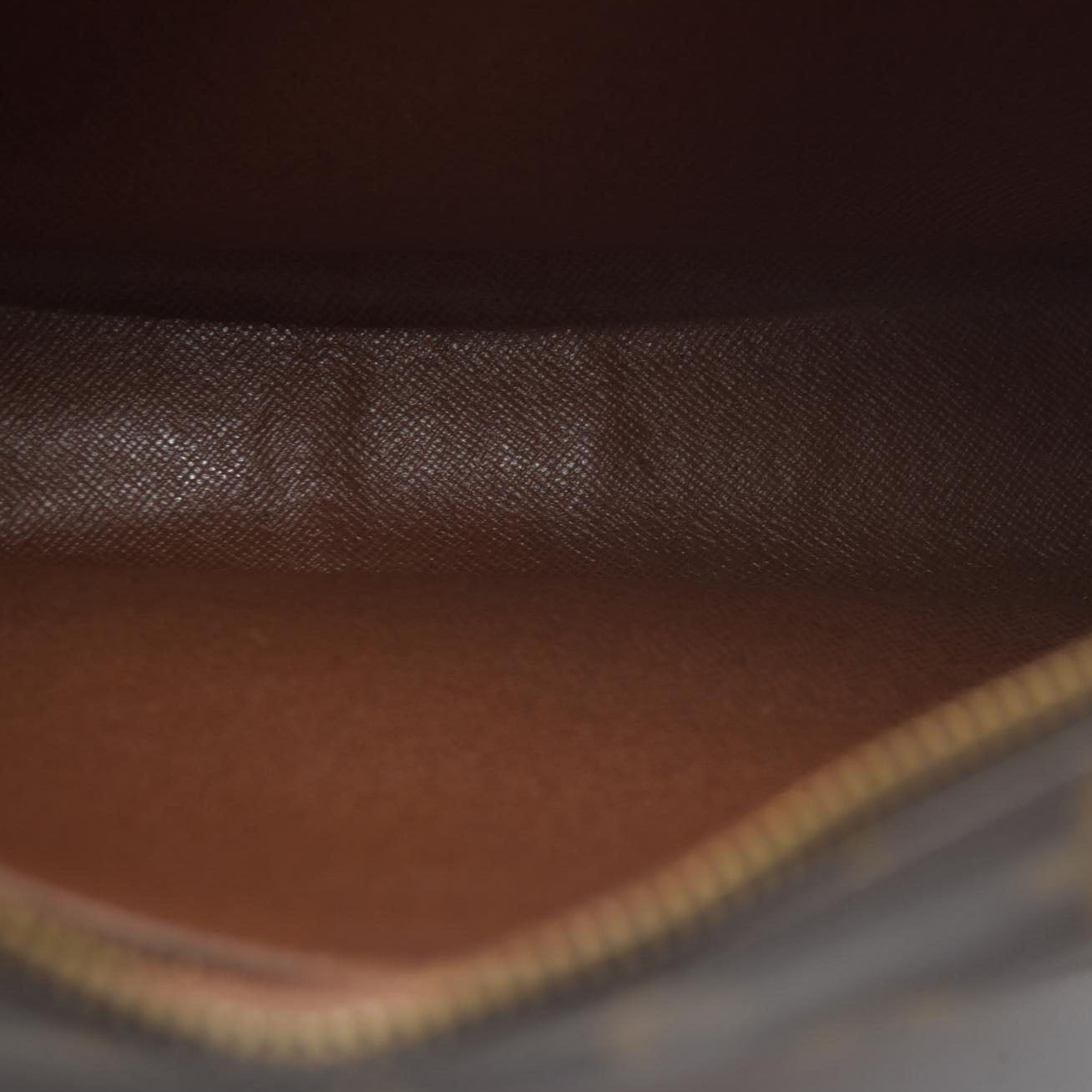 $1880 CONSIGNMENT Louis Vuitton  Monogram Trocadero 27 CONSIGNMENT