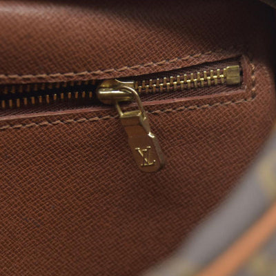 $1880 CONSIGNMENT Louis Vuitton  Monogram Trocadero 27 CONSIGNMENT