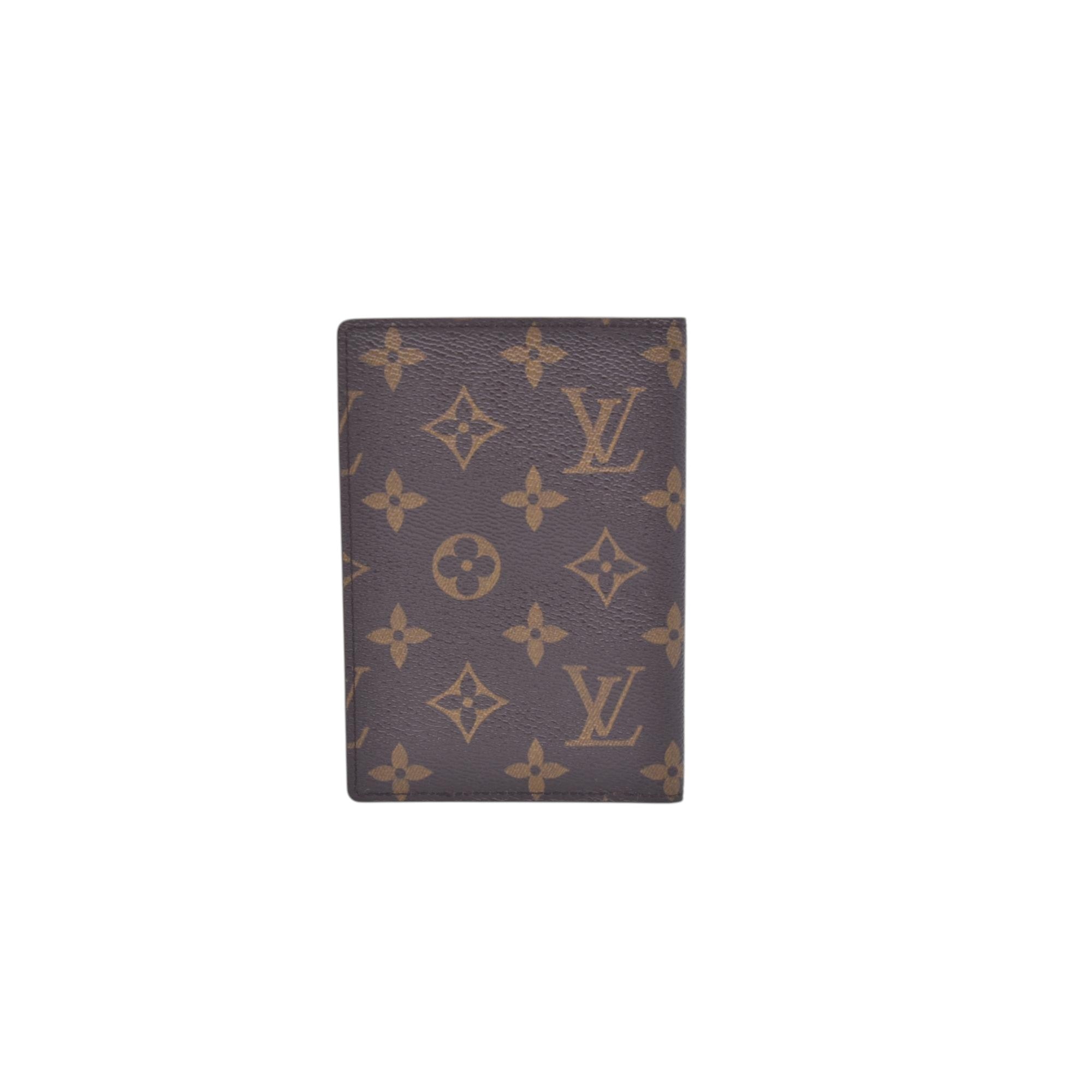 $400 1997 LOUIS VUITTON Couverture Passport Monogram Accessory Case 10021312 MI0937
