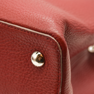 Louis Vuitton  Taurillon Capucines MM Rubis TR5113