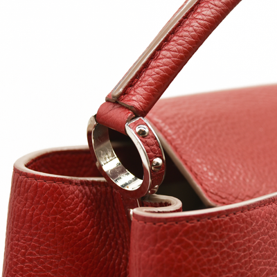 Louis Vuitton  Taurillon Capucines MM Rubis TR5113