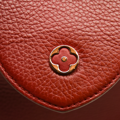 Louis Vuitton  Taurillon Capucines MM Rubis TR5113