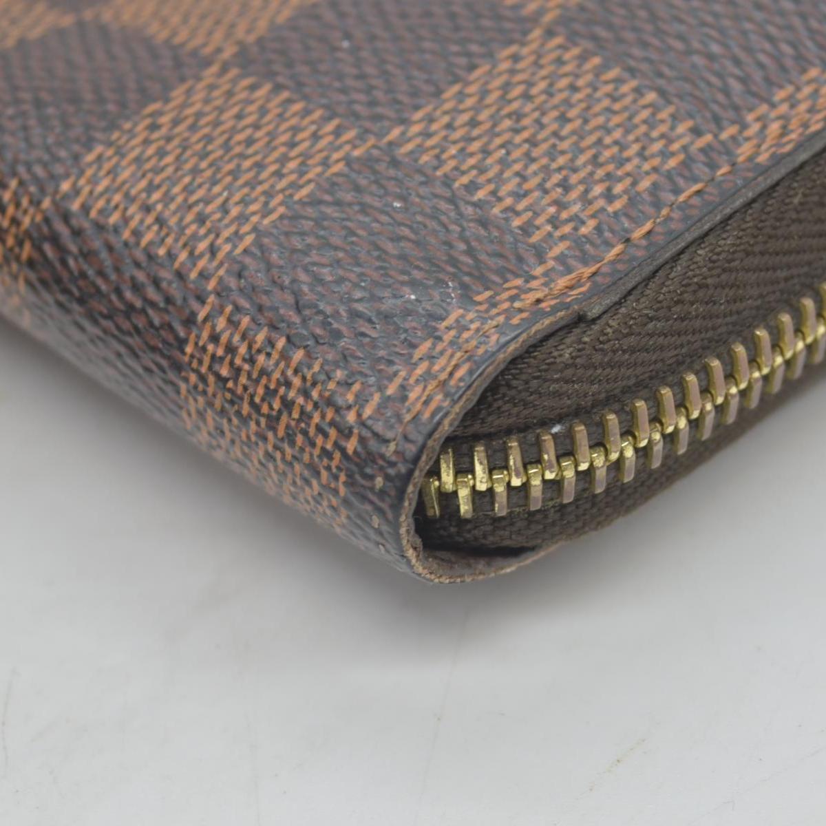 $915 Louis Vuitton Damier Ebene Zippy Wallet CONSIGNMENT