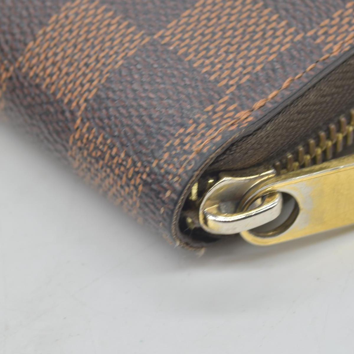 $915 Louis Vuitton Damier Ebene Zippy Wallet CONSIGNMENT