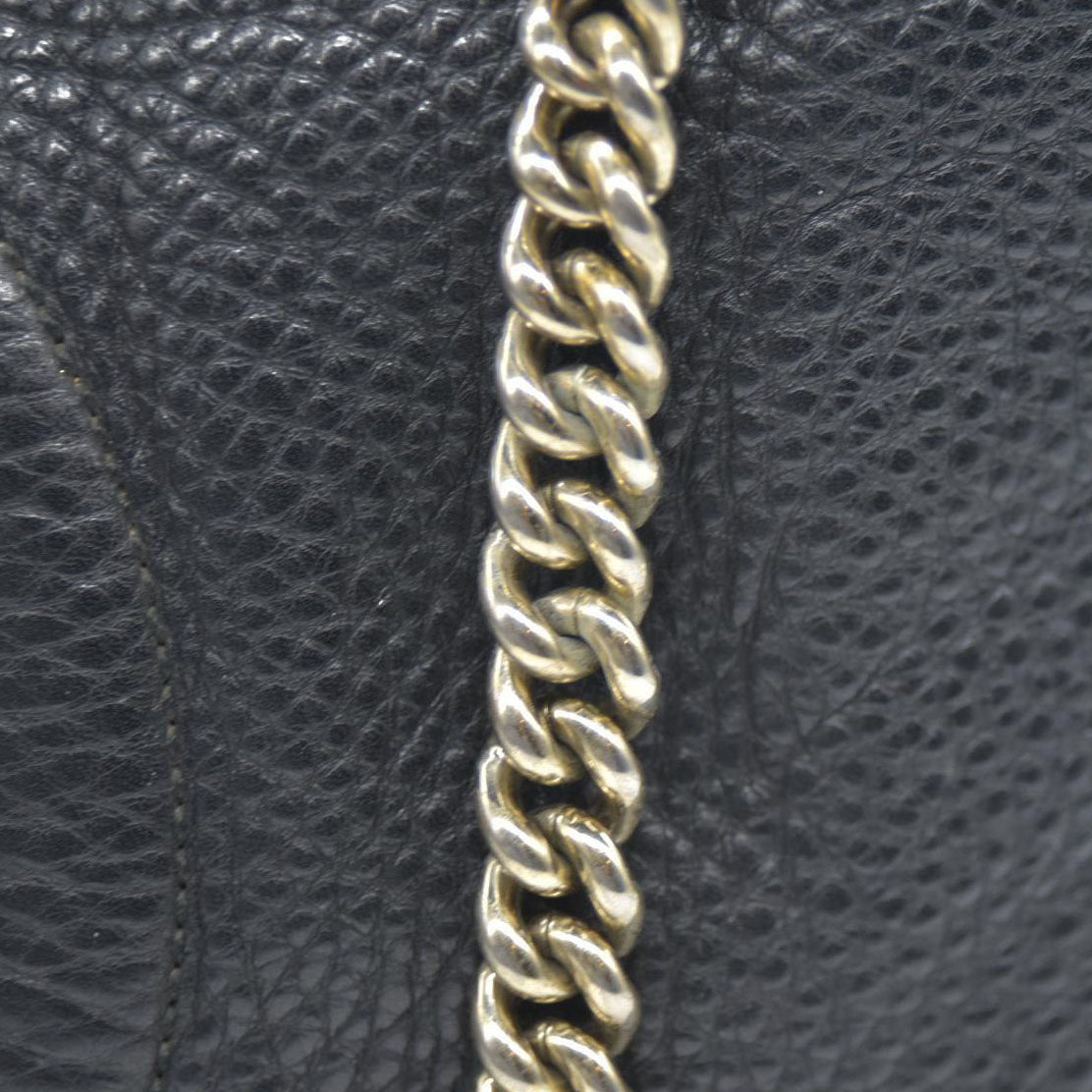 Gucci Pebbled Calfskin Medium Soho Chain Shoulder Bag Black