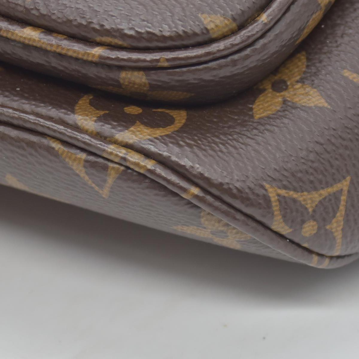 $2220 Louis Vuitton Monogram Mini Bumbag