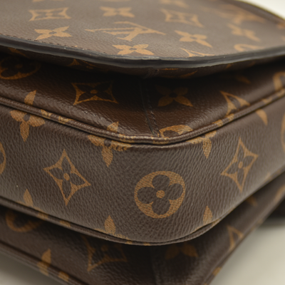 Louis Vuitton  Monogram Pochette Metis FO2179