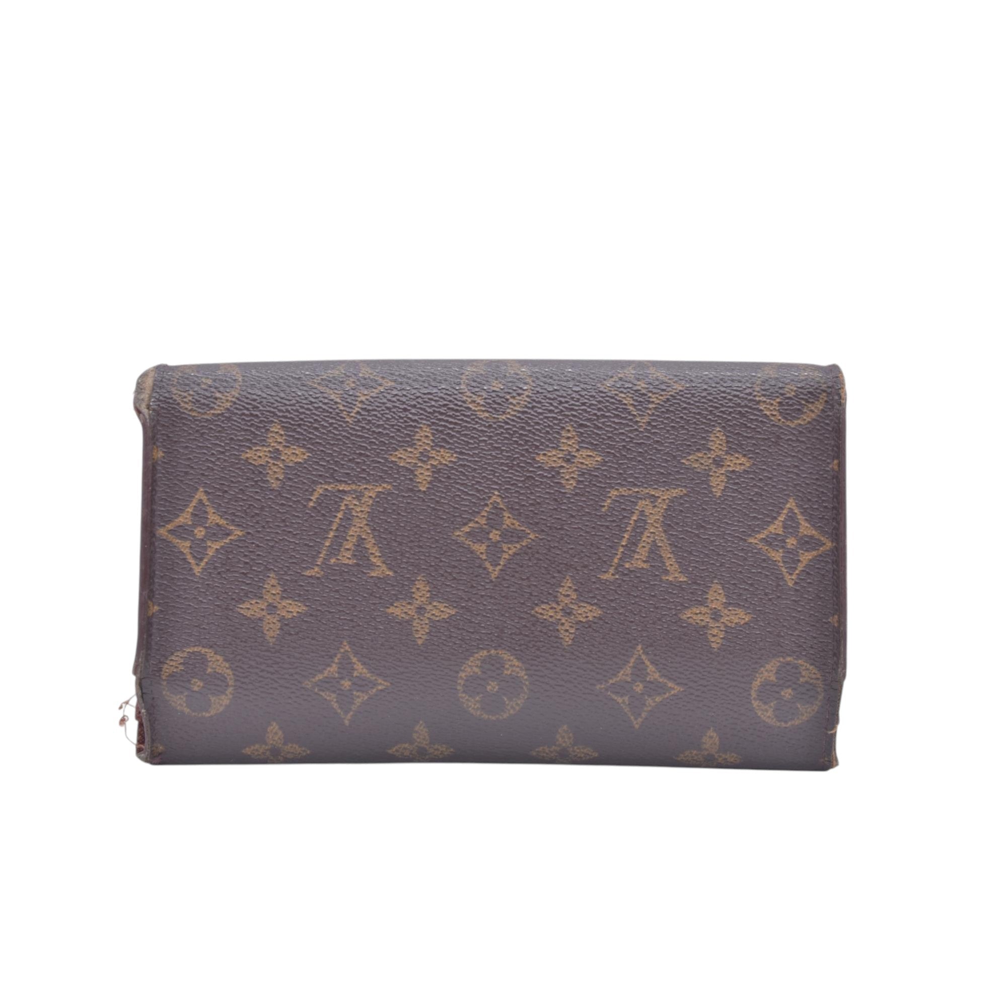 $590 LOUIS VUITTON Monogram Porte Tresor International Wallet CONSIGNMENT 10021412