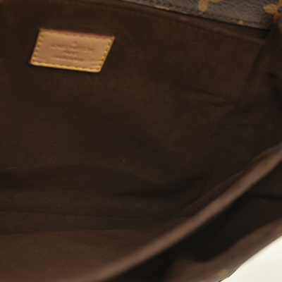 Louis Vuitton  Monogram Pochette Metis FO2179