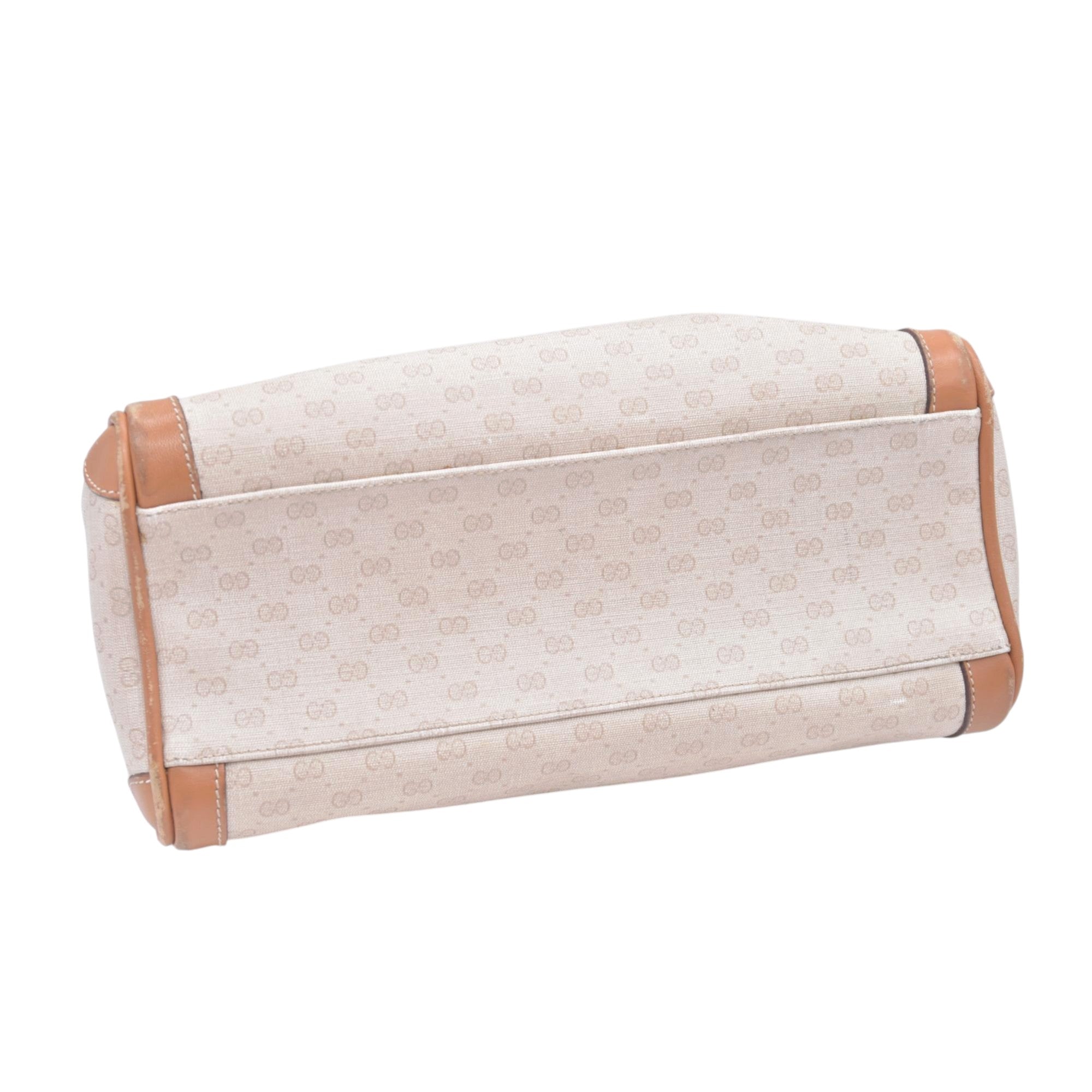 $420 GUCCI Vintage GG Plus Cosmetic Pouch CONSIGNMENT 10021413