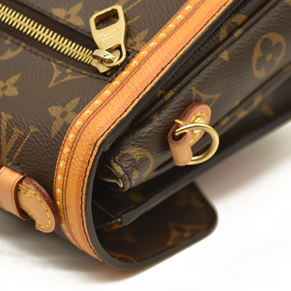 Louis Vuitton  Monogram Summer Trunks Pochette Metis DR1118