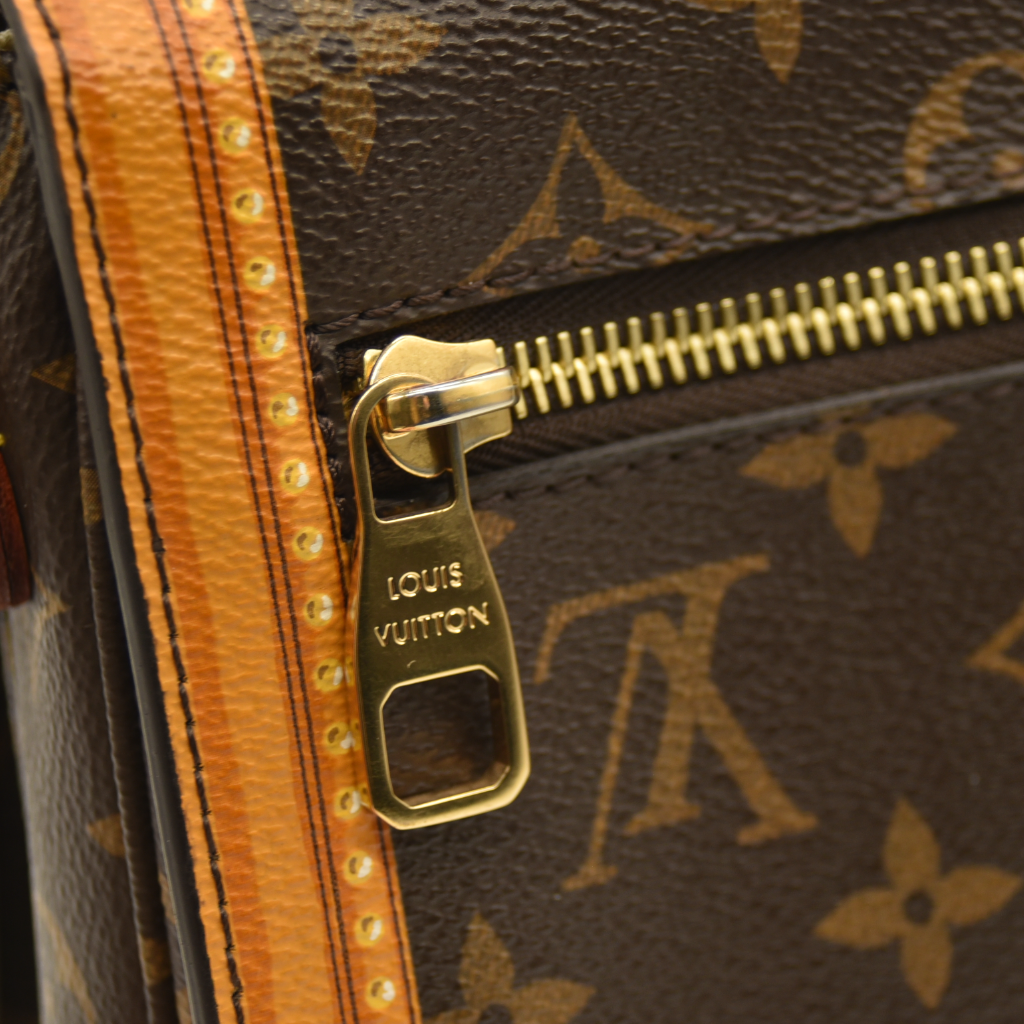 Louis Vuitton  Monogram Summer Trunks Pochette Metis DR1118