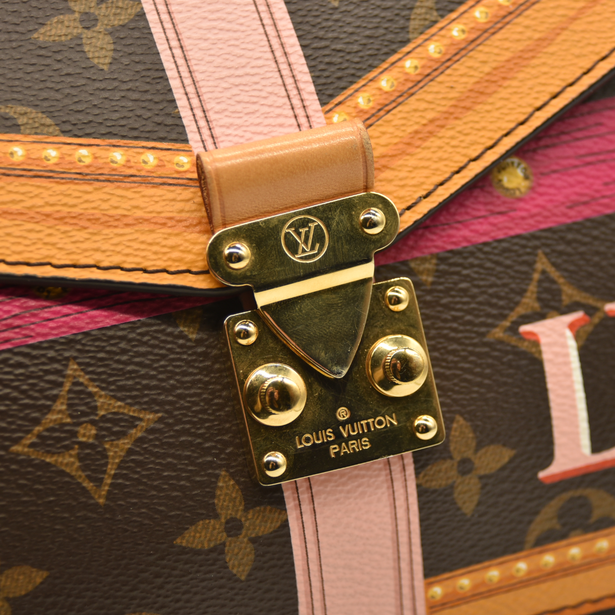 Louis Vuitton  Monogram Summer Trunks Pochette Metis DR1118
