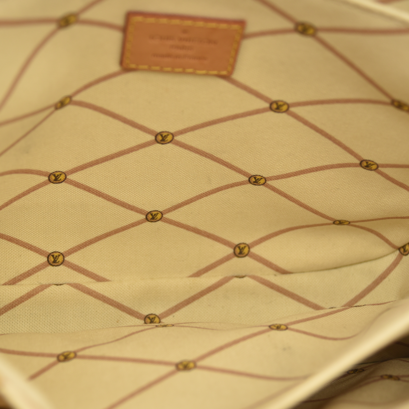 Louis Vuitton  Monogram Summer Trunks Pochette Metis DR1118