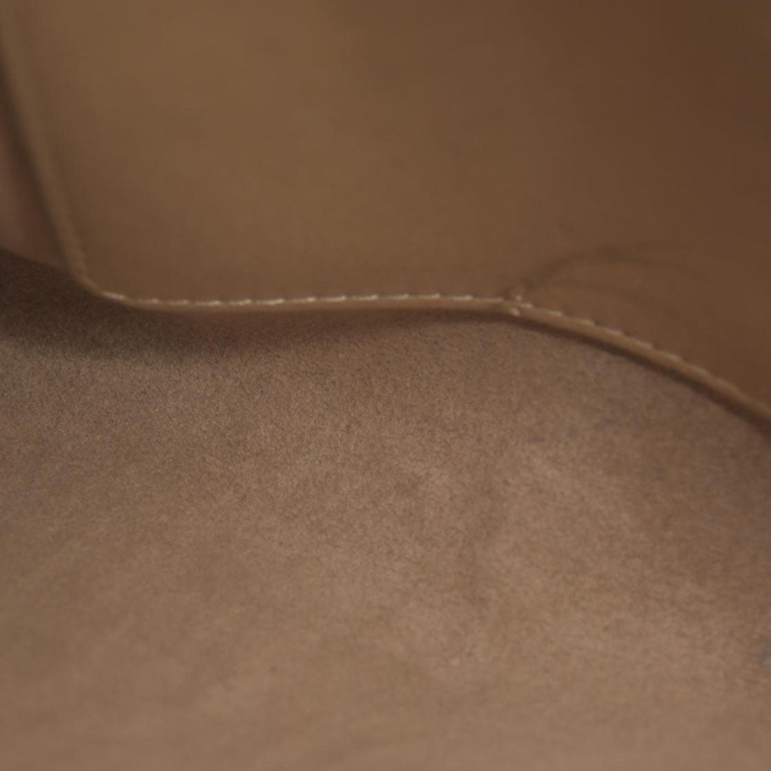 AUCTION $2150 Louis Vuitton  Metallic Calfskin Love Note Gold Bronze