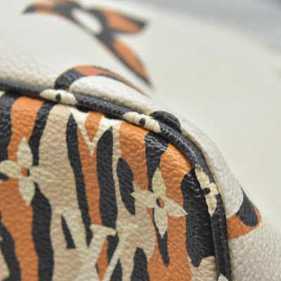 Louis Vuitton  Monogram Giant Jungle Neverfull MM