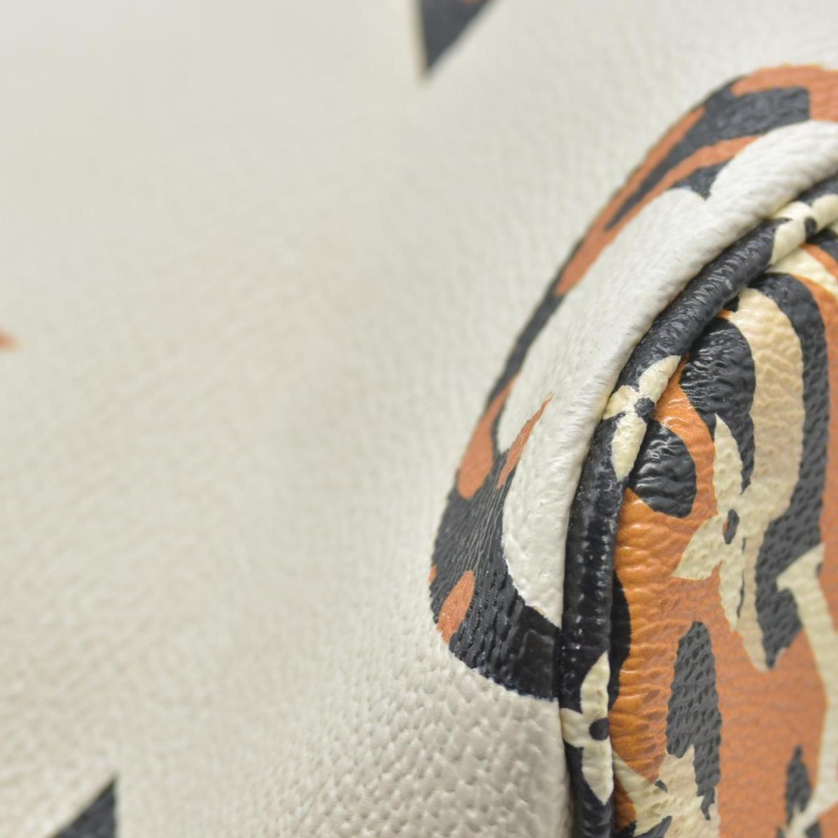 Louis Vuitton  Monogram Giant Jungle Neverfull MM