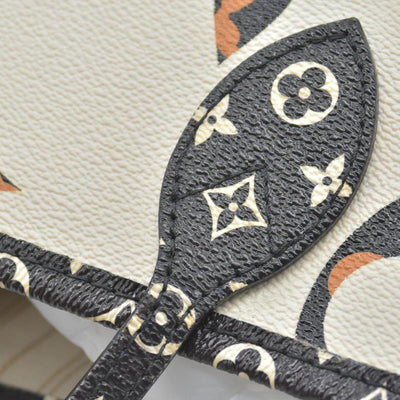 Louis Vuitton  Monogram Giant Jungle Neverfull MM