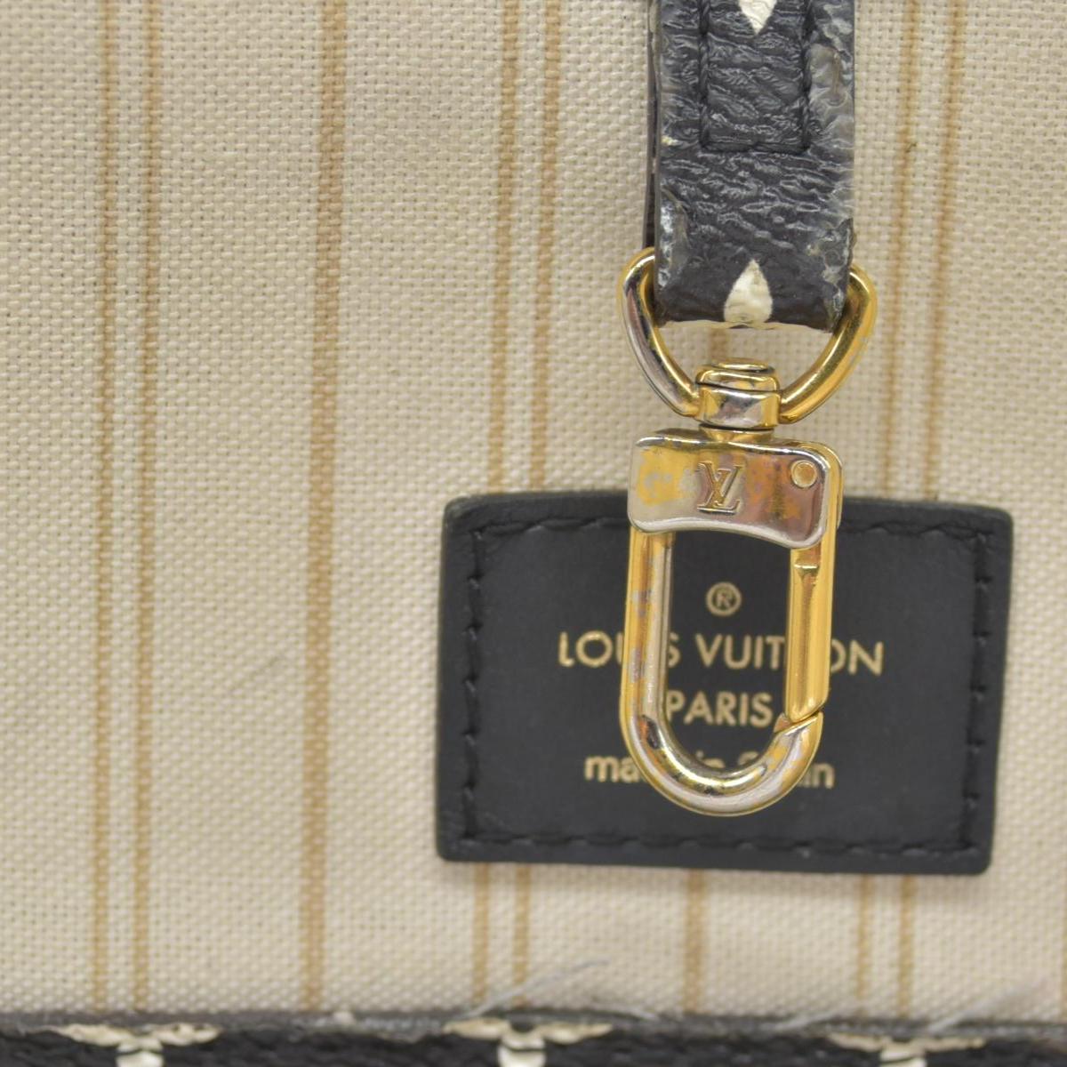 Louis Vuitton  Monogram Giant Jungle Neverfull MM
