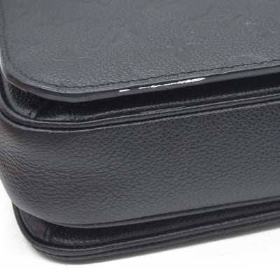 $3000 Louis Vuitton  Empreinte Pochette Metis Black