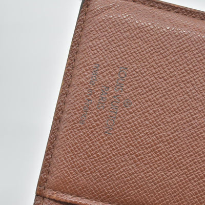 $750 Louis Vuitton Kisslock French Wallet MI0012