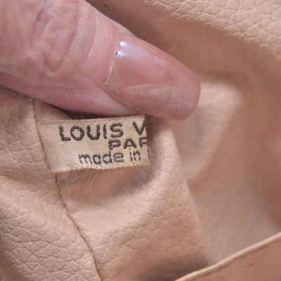 $550 LOUIS VUITTON Monogram Trousse Toilette 28 CONSIGNMENT 10021418