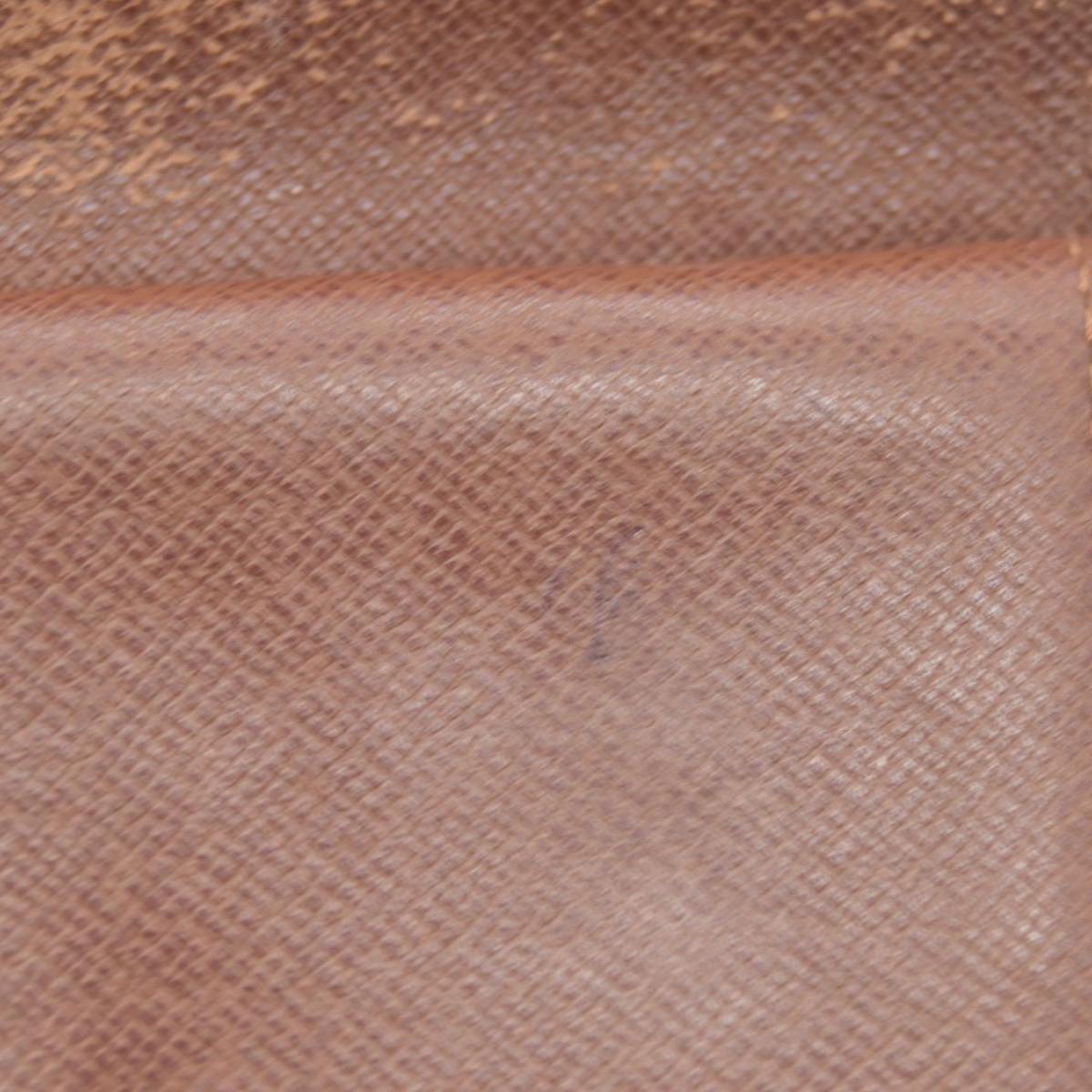 $750 Louis Vuitton Kisslock French Wallet CA0015