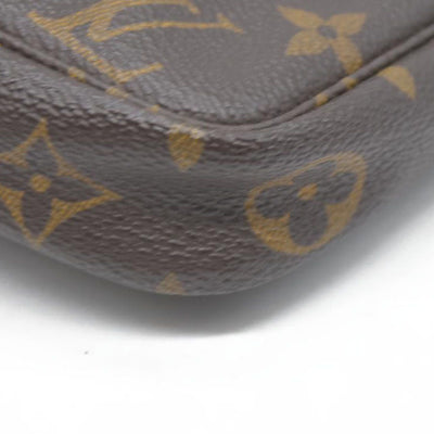 Louis Vuitton Monogram Pochette Accessories Pouch Bag  AR0969