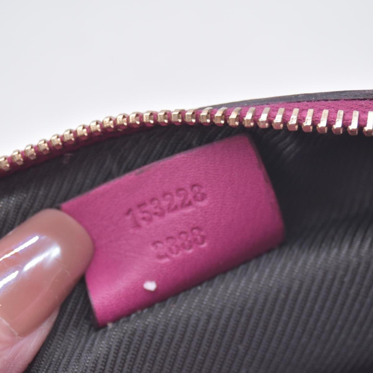 $480 GUCCI Guccissima Leather Heart Charm Cosmetic Pouch Pink CONSIGNMENT 10021425