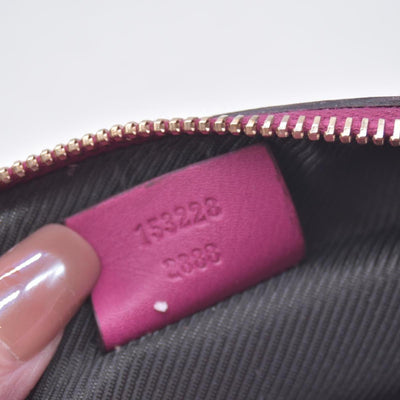 $480 GUCCI Guccissima Leather Heart Charm Cosmetic Pouch Pink CONSIGNMENT 10021425