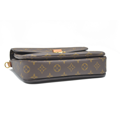 Louis Vuitton  Monogram Pochette Metis RFID Consignment