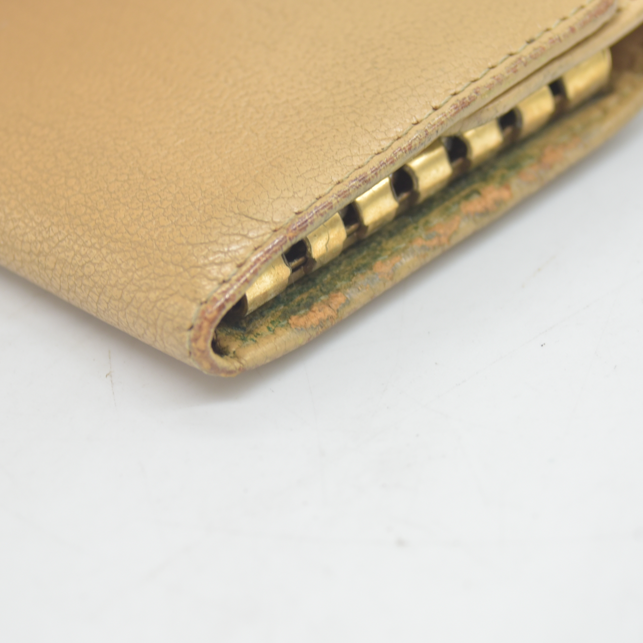 Chanel Beige GHW Chevre Giant CC Monogram Logo 6 Key Cles Flap Pouch Case