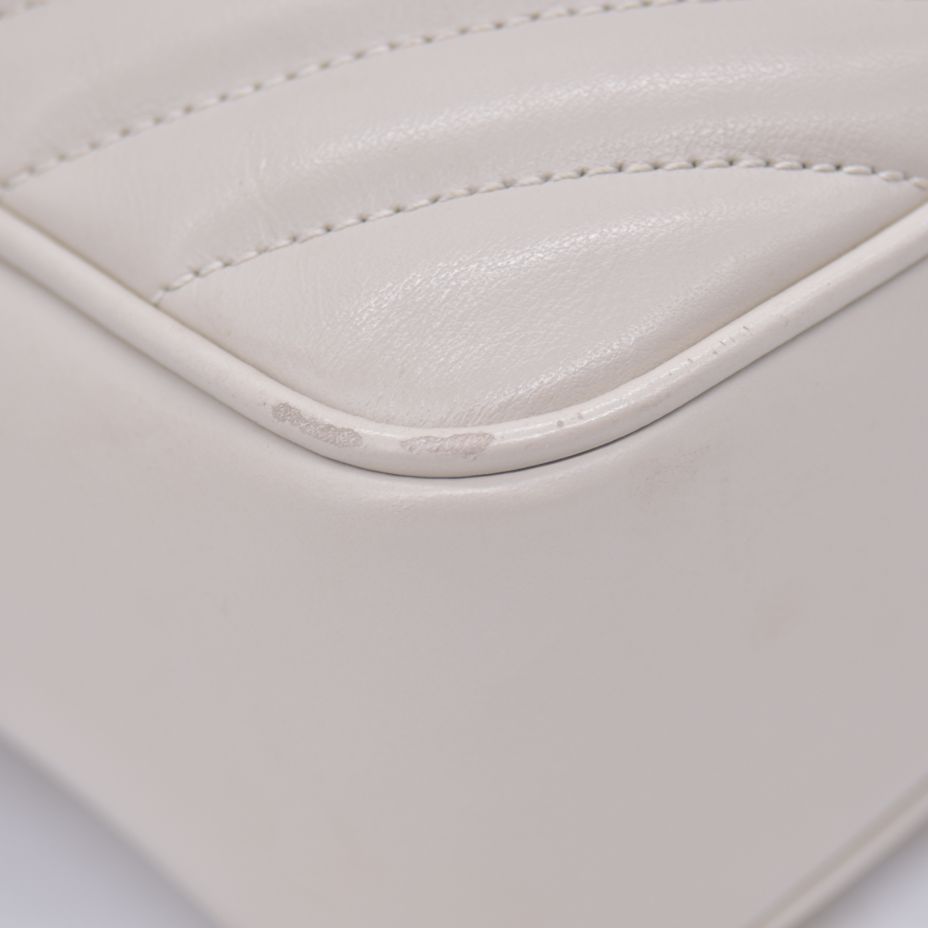 $1950 2022 Saint Laurent Calfskin Matelasse Monogram Lou Camera Bag Crema Soft