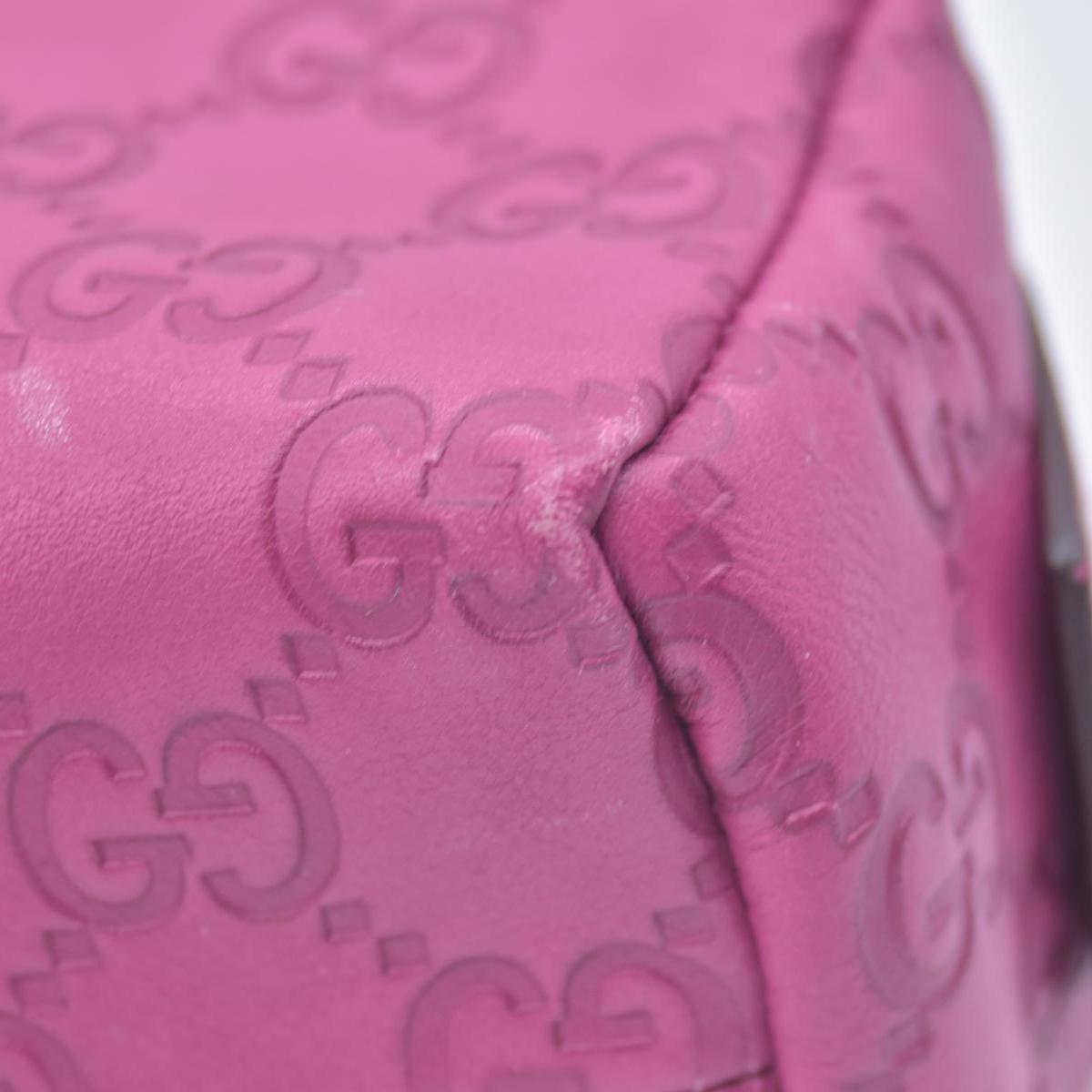 $480 GUCCI Guccissima Leather Heart Charm Cosmetic Pouch Pink CONSIGNMENT 10021425
