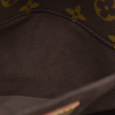 Louis Vuitton  Monogram Pochette Metis RFID Consignment