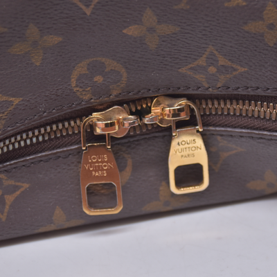 $1650 2017 Louis Vuitton Monogram Berri MM DU4157